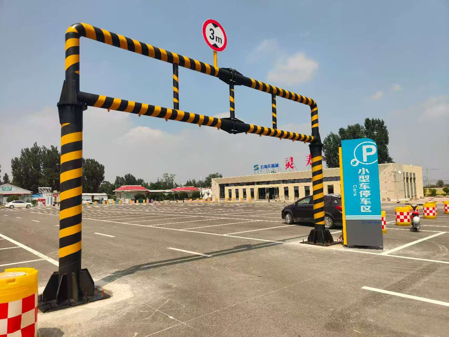百色市信号灯杆限高架 - 厂家